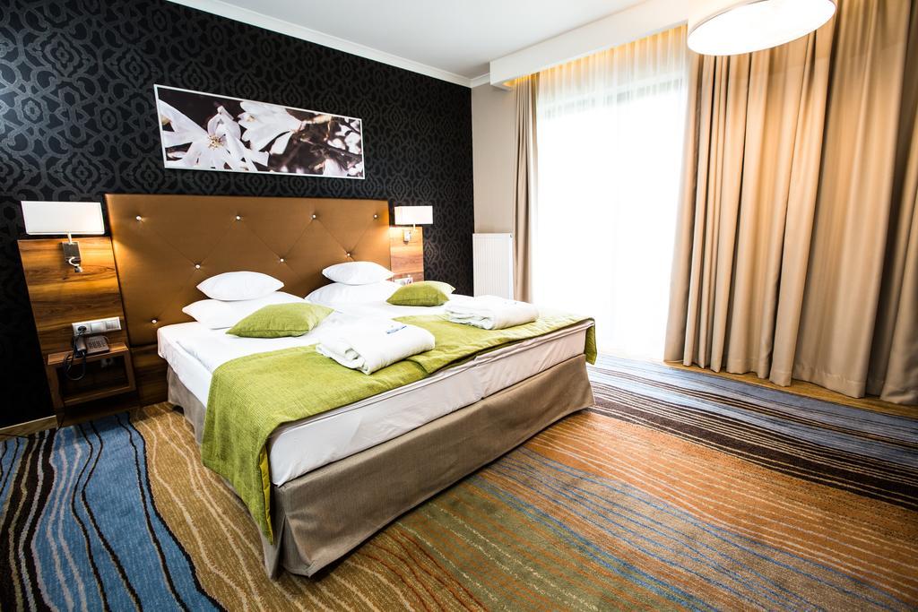 Mineral Hotel Malinowy Raj Solec-Zdrój Oda fotoğraf