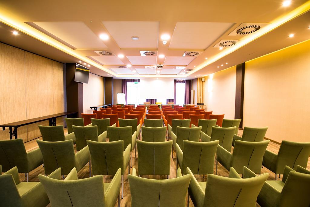 Mineral Hotel Malinowy Raj Solec-Zdrój Dış mekan fotoğraf